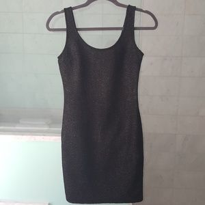 🔥 Black, glittery form fitting dress